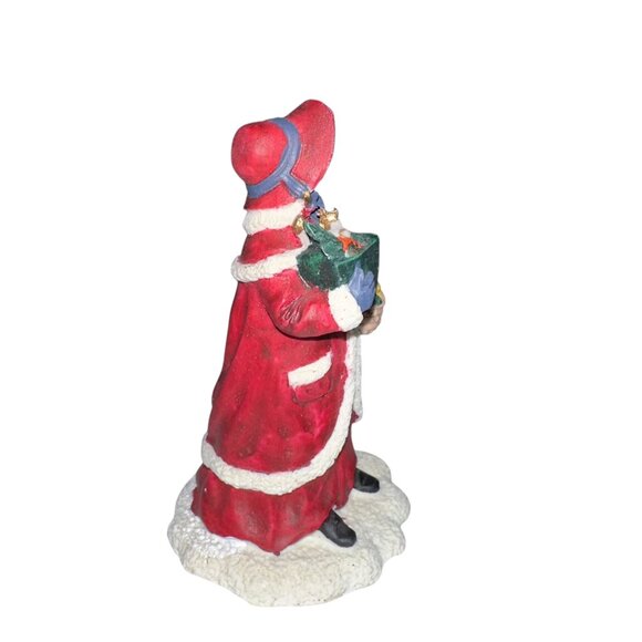 Vintage 1995 Village Square Woman Carrying Groceries Mervyns Christmas Holiday - Picture 4 of 6